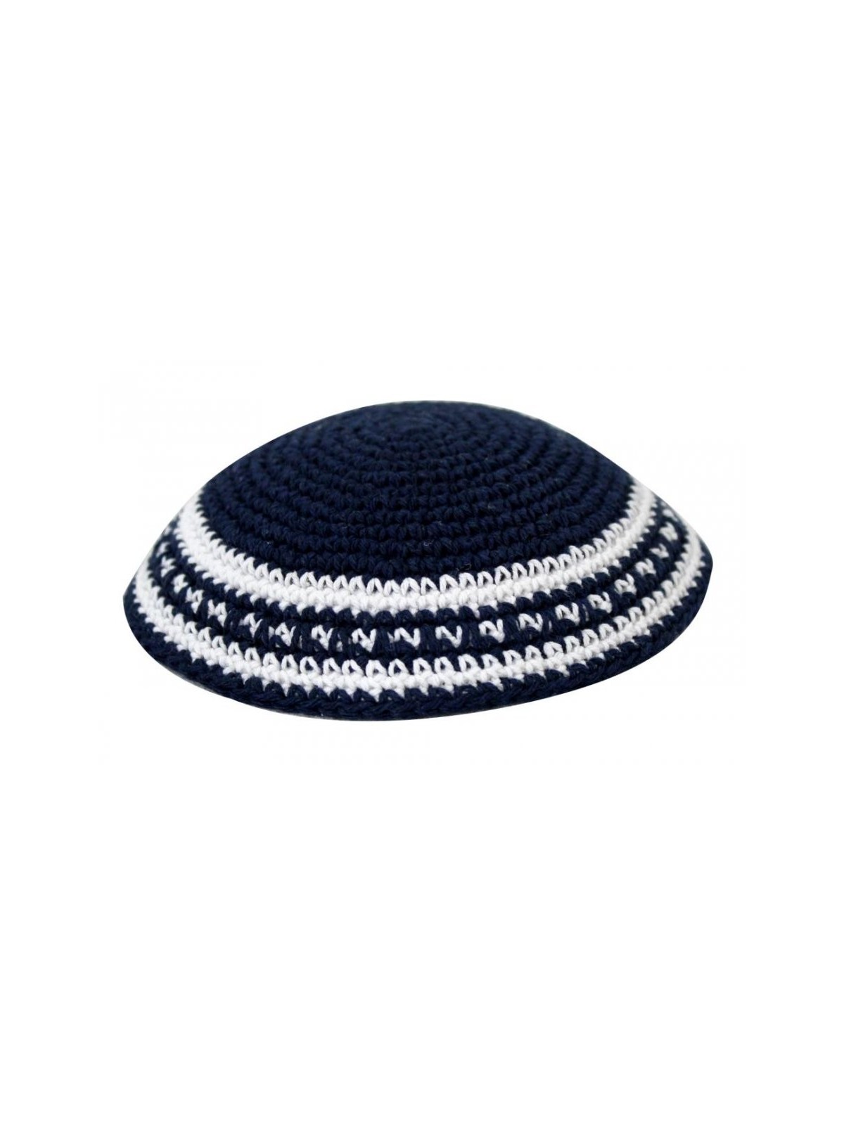 כיפה סרוגה שחורה עם גבול שחור ולבן ש... | כיפה סרוגה